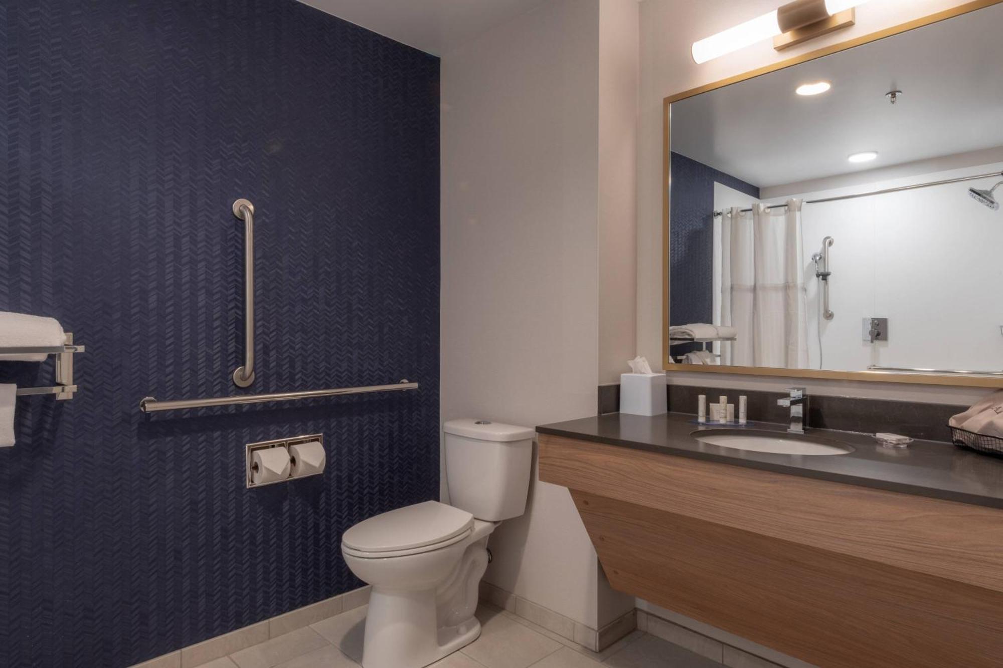 Fairfield By Marriott Inn & Suites Revelstoke Exteriér fotografie